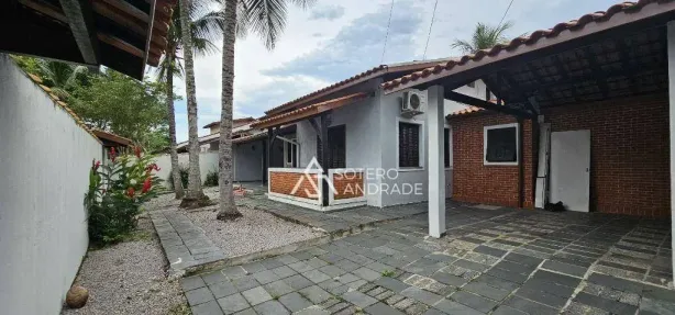Casa com 3 Quartos à venda, 140m² no Jardim Mariella, Caraguatatuba