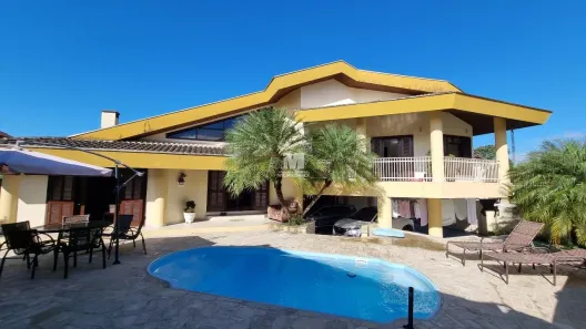 Casa com 5 Quartos à venda, 295m² no Centro I, Brusque