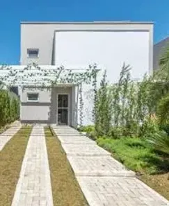Casa de Condomínio com 3 Quartos à venda, 121m² no Jardins Berlim, Senador Canedo