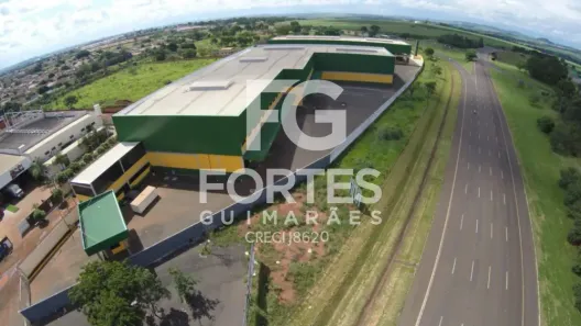 Prédio Comercial para alugar, 2768m² no Parque Industrial Avelino Alves Palma, Ribeirão Preto