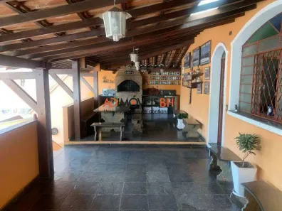 Casa com 4 Quartos à venda, 330m² no Cidade Nova, Belo Horizonte