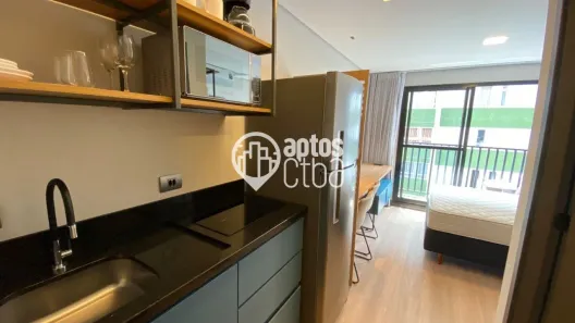 Apartamento com 1 Quarto para alugar, 21m² no Água Verde, Curitiba