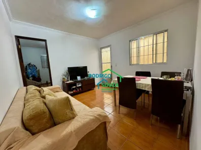Casa com 2 Quartos à venda, 90m² no Jardim dos Manacás, Carapicuíba