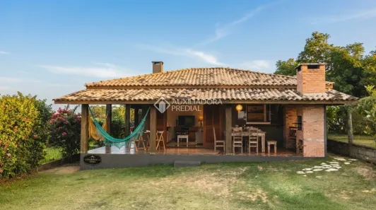 Casa com 2 Quartos à venda, 140m² no Ibiraquera, Imbituba