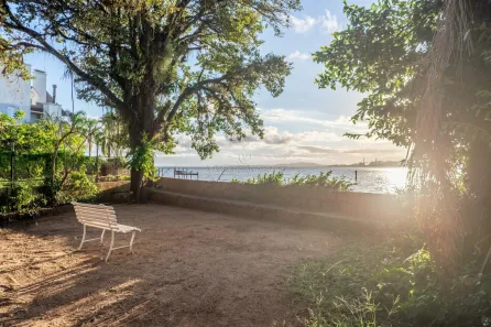 Casa com 4 Quartos à venda, 140m² no Tristeza, Porto Alegre