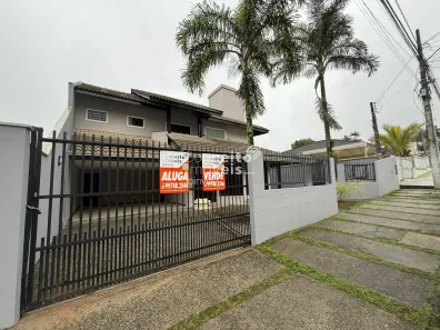 Sobrado com 4 Quartos à venda, 204m² no Floresta, Joinville