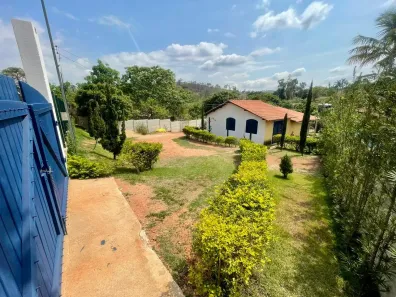 Fazenda/Sítio com 3 Quartos à venda, 1825m² no , Cláudio