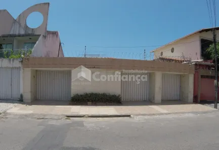 Casa com 4 Quartos à venda, 596m² no Parquelândia, Fortaleza