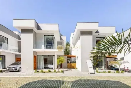 Casa de Condomínio com 5 Quartos à venda, 180m² no Maresias, São Sebastião