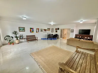 Casa com 3 Quartos para venda ou aluguel, 229m² no Ponta da Praia, Santos