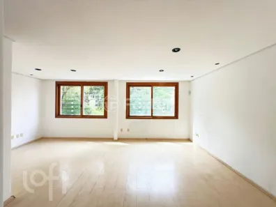 Casa com 5 Quartos à venda, 221m² no Rio Branco, Porto Alegre