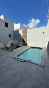 Casa com 3 Quartos à venda, 214m² no Novo Mundo, Uberlândia