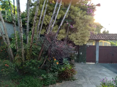 Casa com 4 Quartos à venda, 277m² no Maravista, Niterói