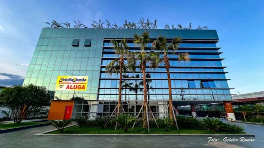 Sala Comercial para alugar, 268m² no Zona Industrial, Brasília