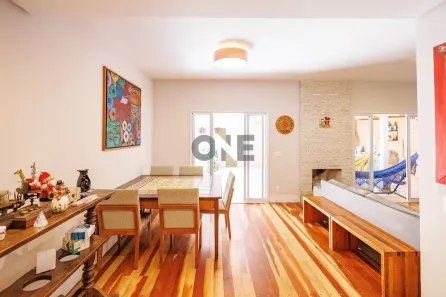 Casa de Condomínio com 4 Quartos à venda, 230m² no Jardim Maria Tereza, Cotia