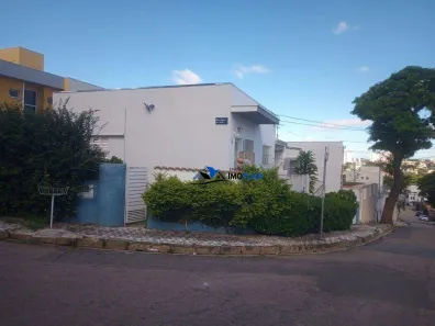 Casa com 2 Quartos à venda, 176m² no Vila Rafael de Oliveira, Jundiaí