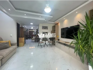 Sobrado com 3 Quartos à venda, 153m² no Centro, Matinhos