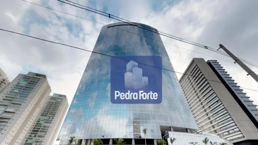 Sala Comercial para alugar, 3200m² no Várzea da Barra Funda, São Paulo