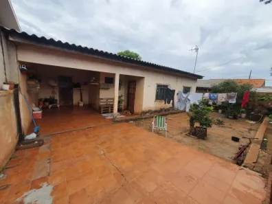 Casa com 2 Quartos à venda, 93m² no Brasília, Cascavel
