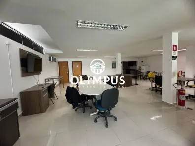 Imóvel Comercial para alugar, 180m² no Nossa Senhora Aparecida, Uberlândia