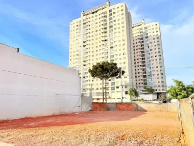 Lote/Terreno para alugar, 590m² no Capão Raso, Curitiba