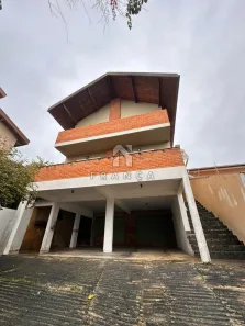 Sobrado com 3 Quartos para alugar, 180m² no Jardim Terras de São João, Jacareí
