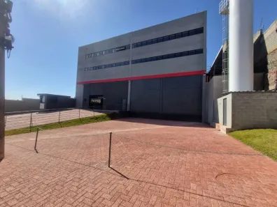 Galpão/Depósito/Armazém para alugar, 2750m² no Jardim da Glória, Cotia