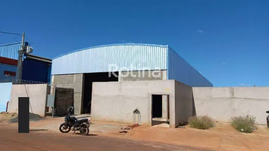 Galpão/Depósito/Armazém para alugar, 604m² no Loteamento Centro Empresarial Leste III, Uberlândia