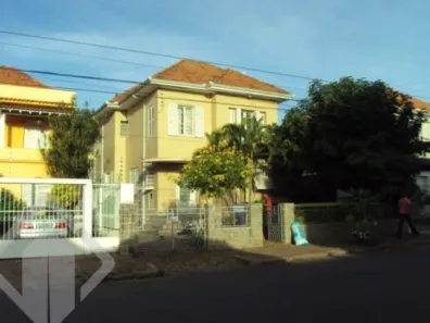 Casa com 3 Quartos à venda, 218m² no Medianeira, Porto Alegre