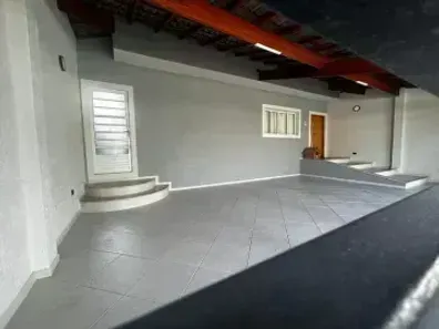 Casa com 2 Quartos à venda, 120m² no Jardim Ismênia, São José dos Campos