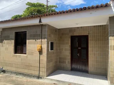 Casa com 2 Quartos para alugar, 78m² no Padre Andrade, Fortaleza