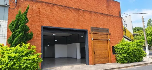 Galpão/Depósito/Armazém para alugar, 400m² no Vila Anastácio, São Paulo