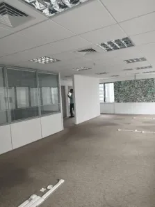 Sala Comercial para alugar, 125m² no Itaim Bibi, São Paulo