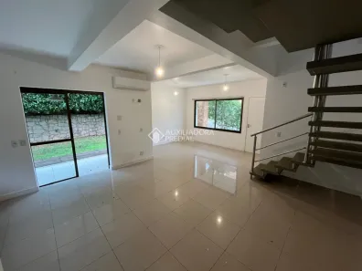 Casa de Condomínio com 2 Quartos à venda, 148m² no Lagoa da Conceição, Florianópolis