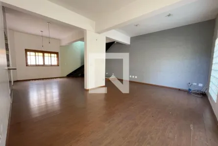 Casa com 3 Quartos à venda, 300m² no Jardim Valparaiso, São Paulo