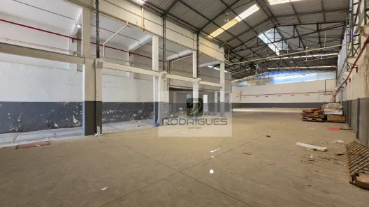 Galpão/Depósito/Armazém para alugar, 1800m² no Campestre, Santo André
