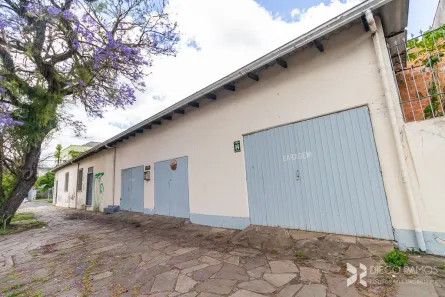 Imóvel Comercial à venda, 181m² no São Geraldo, Porto Alegre