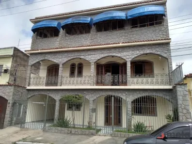 Casa com 3 Quartos à venda, 334m² no Paraíso, Resende