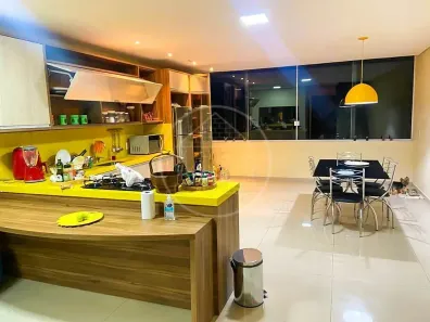 Sobrado com 2 Quartos à venda, 500m² no Jardim Toca, São Paulo