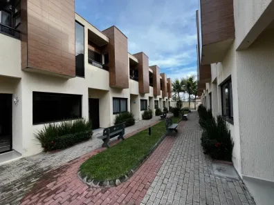 Casa de Condomínio com 2 Quartos à venda, 68m² no Suarão, Itanhaém