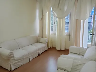 Apartamento com 3 Quartos para alugar, 90m² no Santana, Porto Alegre