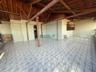 Casa com 2 Quartos para alugar, 70m² no Santa Cruz, Belo Horizonte