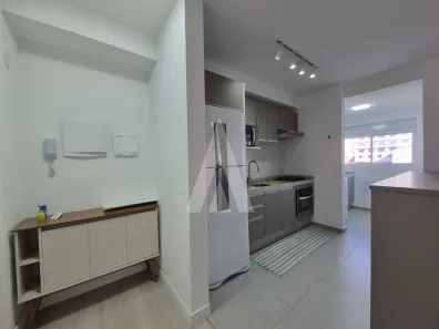 Apartamento com 3 Quartos para alugar, 94m² no Centro, Joinville