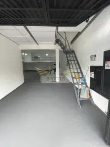 Prédio Comercial para alugar, 574m² no Parque Capuava, Santo André