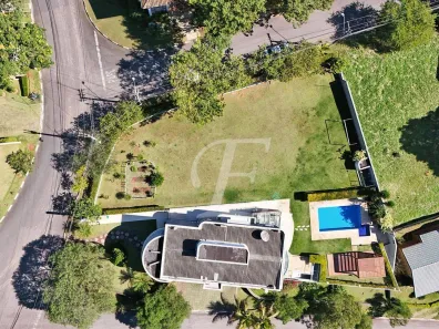 Lote/Terreno à venda, 738m² no Jardim Indaiá, Embu das Artes