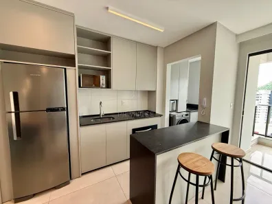 Apartamento com 2 Quartos para alugar, 83m² no Fazenda, Itajaí