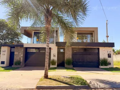 Sobrado com 3 Quartos à venda, 217m² no Jardim Atlântico, Goiânia
