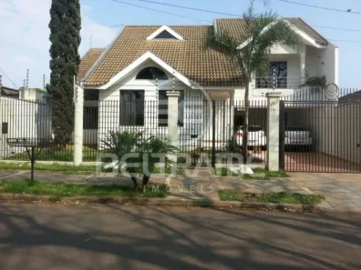 Sobrado com 3 Quartos à venda, 380m² no Jardim Alvorada, Maringá