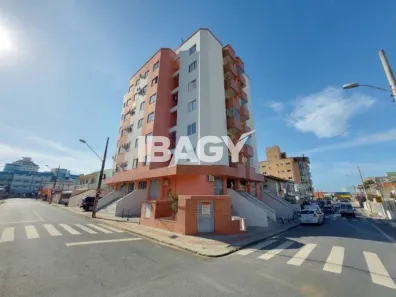 Apartamento com 1 Quarto para alugar, 32m² no Barreiros, São José