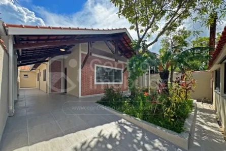 Casa com 3 Quartos à venda, 119m² no Jardim Tres Marias, Peruíbe